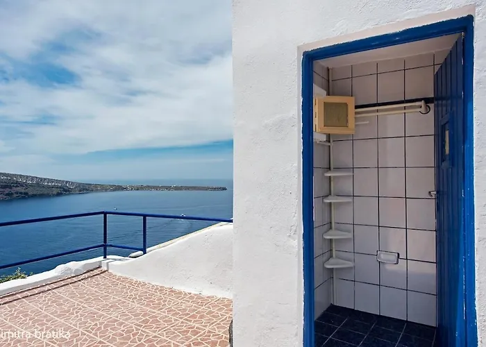 Yannis And Efi Cave House-sunset-