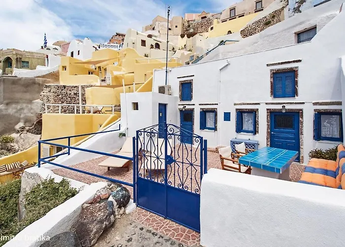 Yannis And Efi Cave House-sunset- *